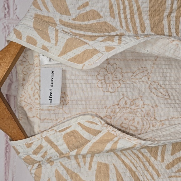Alfred Dunner Lightweight Beachy Tan And White Jacket Womens Size 12 - Picture 3 of 12